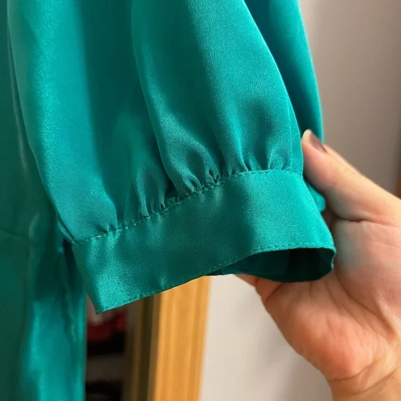Elegant Teal Midi Dress - Picture 5 of 5